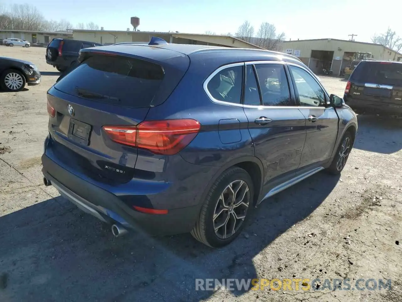 3 Photograph of a damaged car WBXJG9C01L5P22359 BMW X1 2020