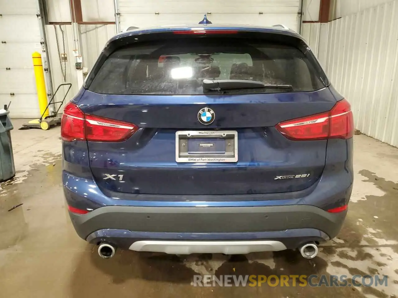 6 Photograph of a damaged car WBXJG9C01L5P36083 BMW X1 2020