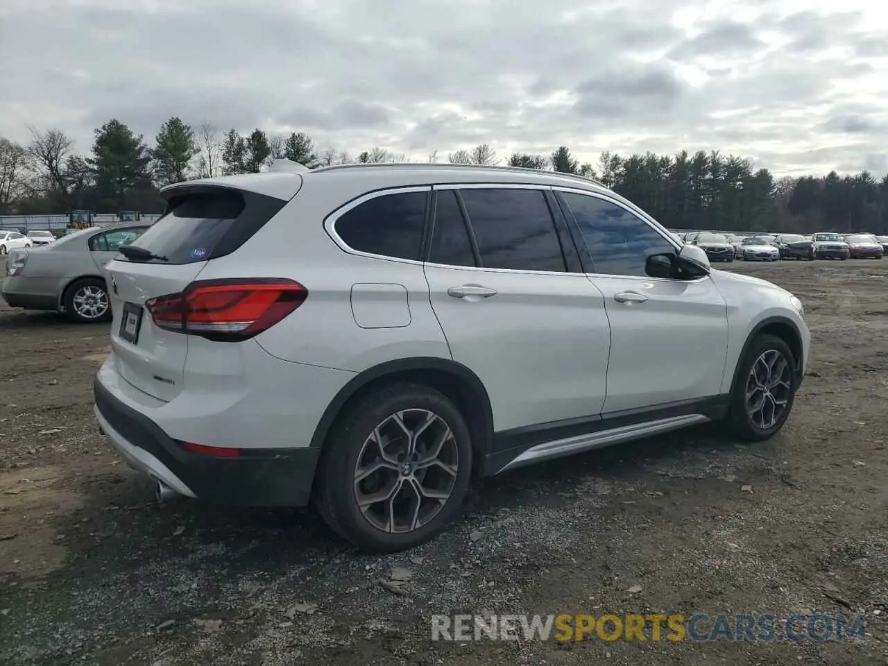 3 Photograph of a damaged car WBXJG9C01L5P96364 BMW X1 2020