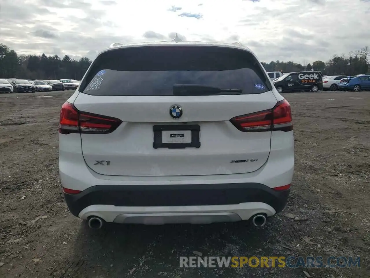 6 Photograph of a damaged car WBXJG9C01L5P96364 BMW X1 2020