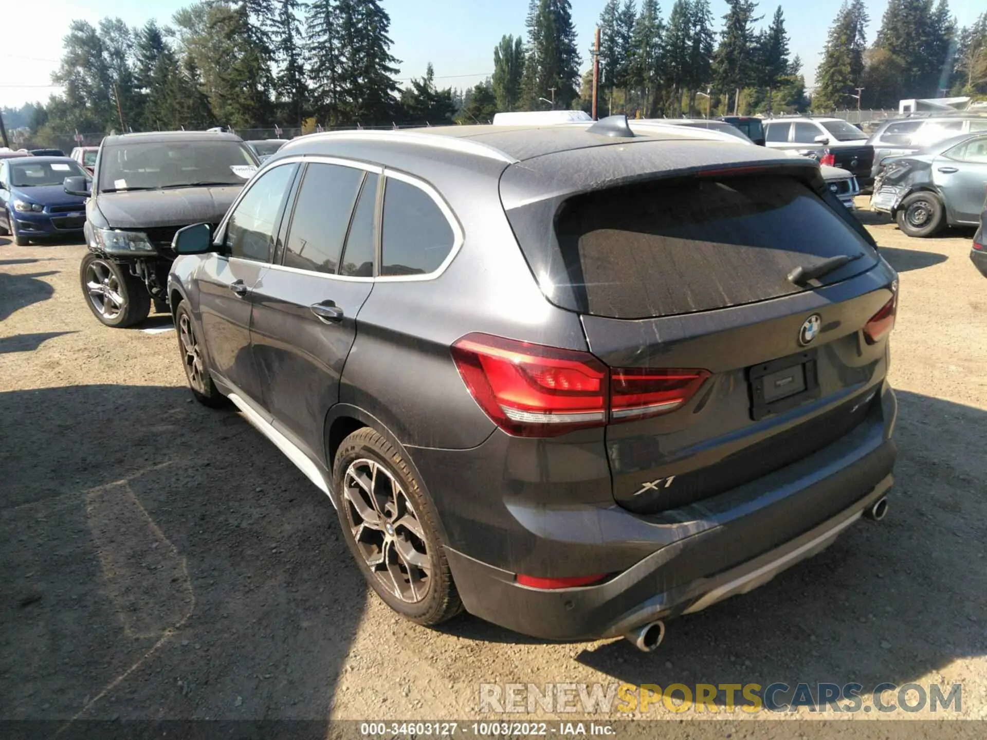 3 Photograph of a damaged car WBXJG9C04L5P70146 BMW X1 2020