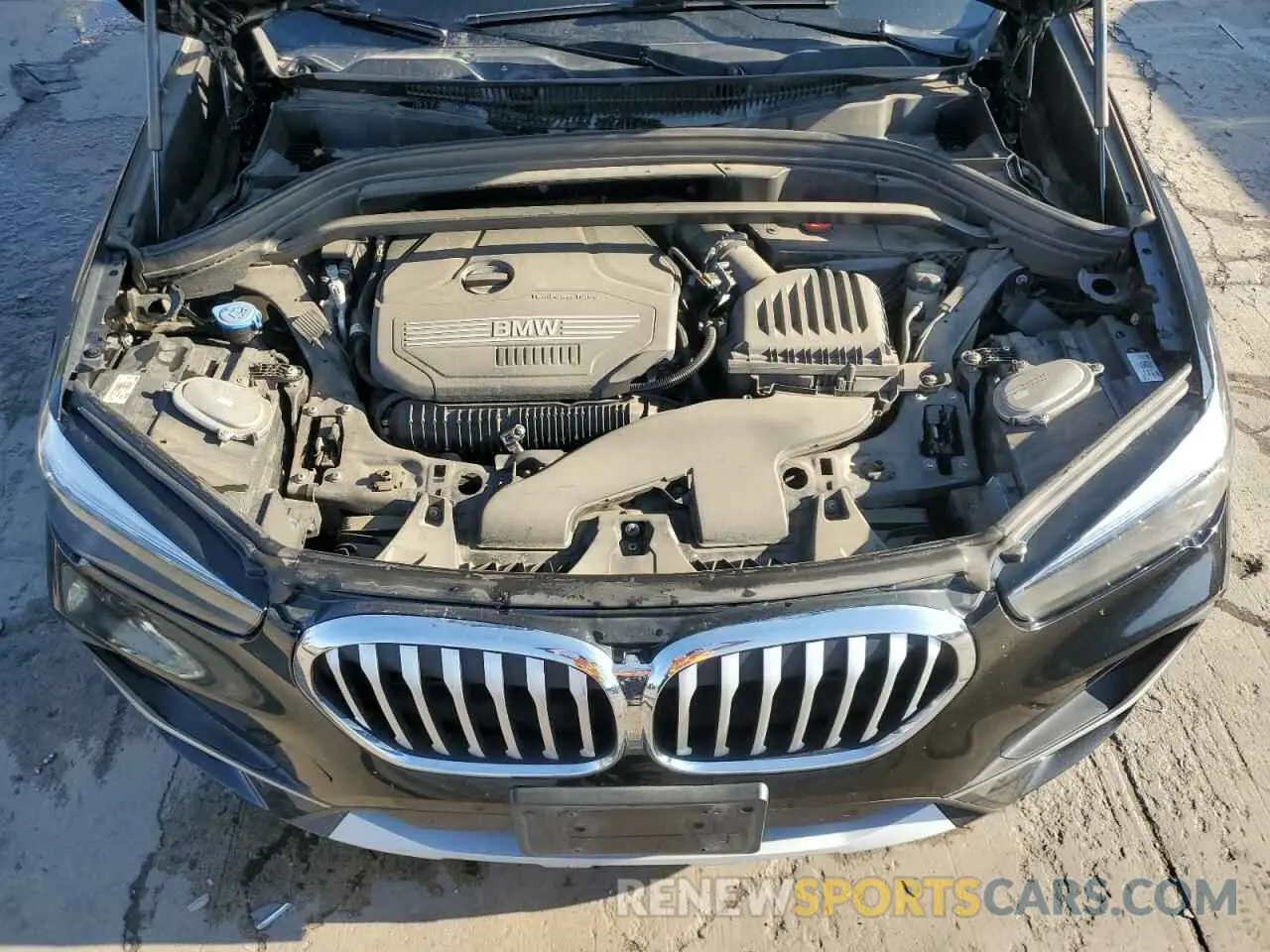 12 Photograph of a damaged car WBXJG9C05L3L30304 BMW X1 2020