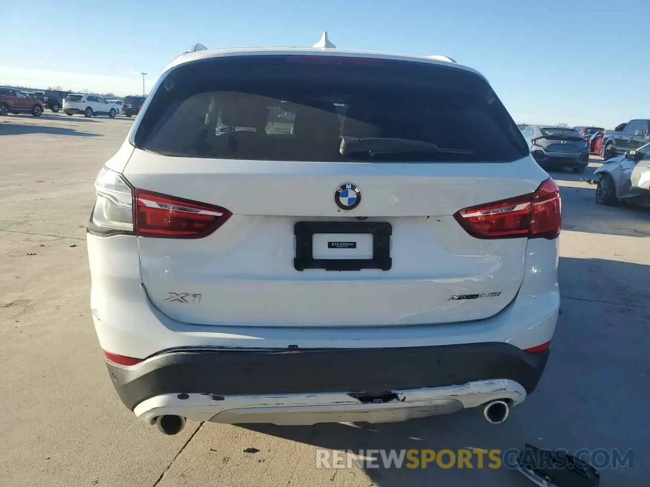 6 Photograph of a damaged car WBXJG9C06L5P88101 BMW X1 2020