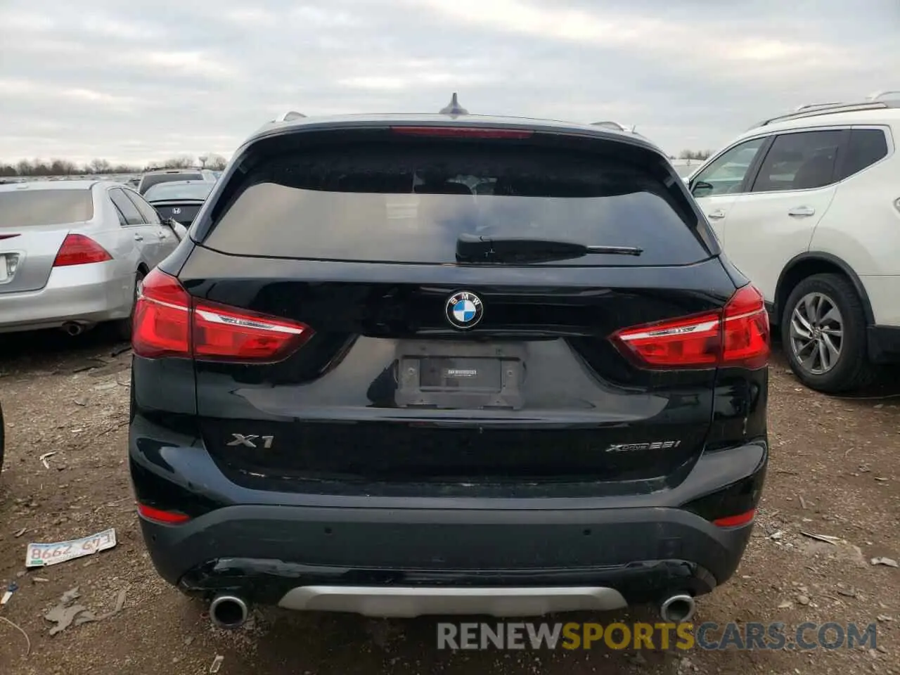 6 Photograph of a damaged car WBXJG9C07L5P76040 BMW X1 2020