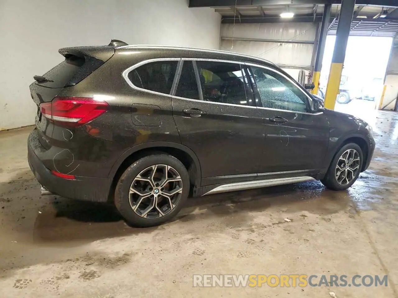 3 Photograph of a damaged car WBXJG9C09L5P27471 BMW X1 2020