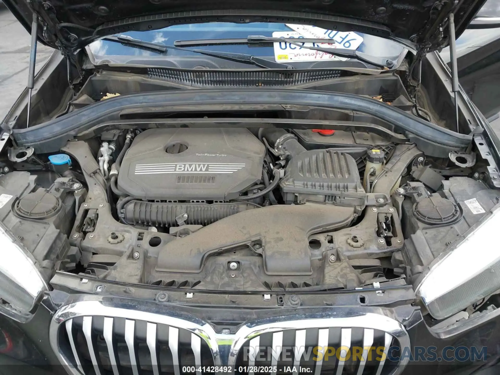 10 Photograph of a damaged car WBXJG9C09L5R01054 BMW X1 2020