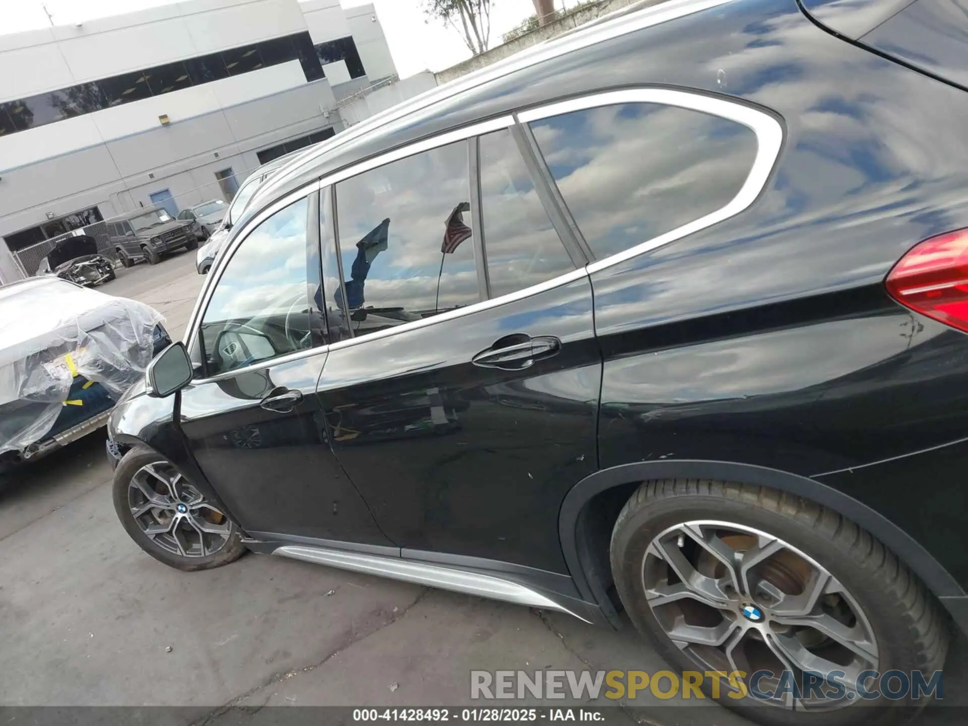 14 Photograph of a damaged car WBXJG9C09L5R01054 BMW X1 2020