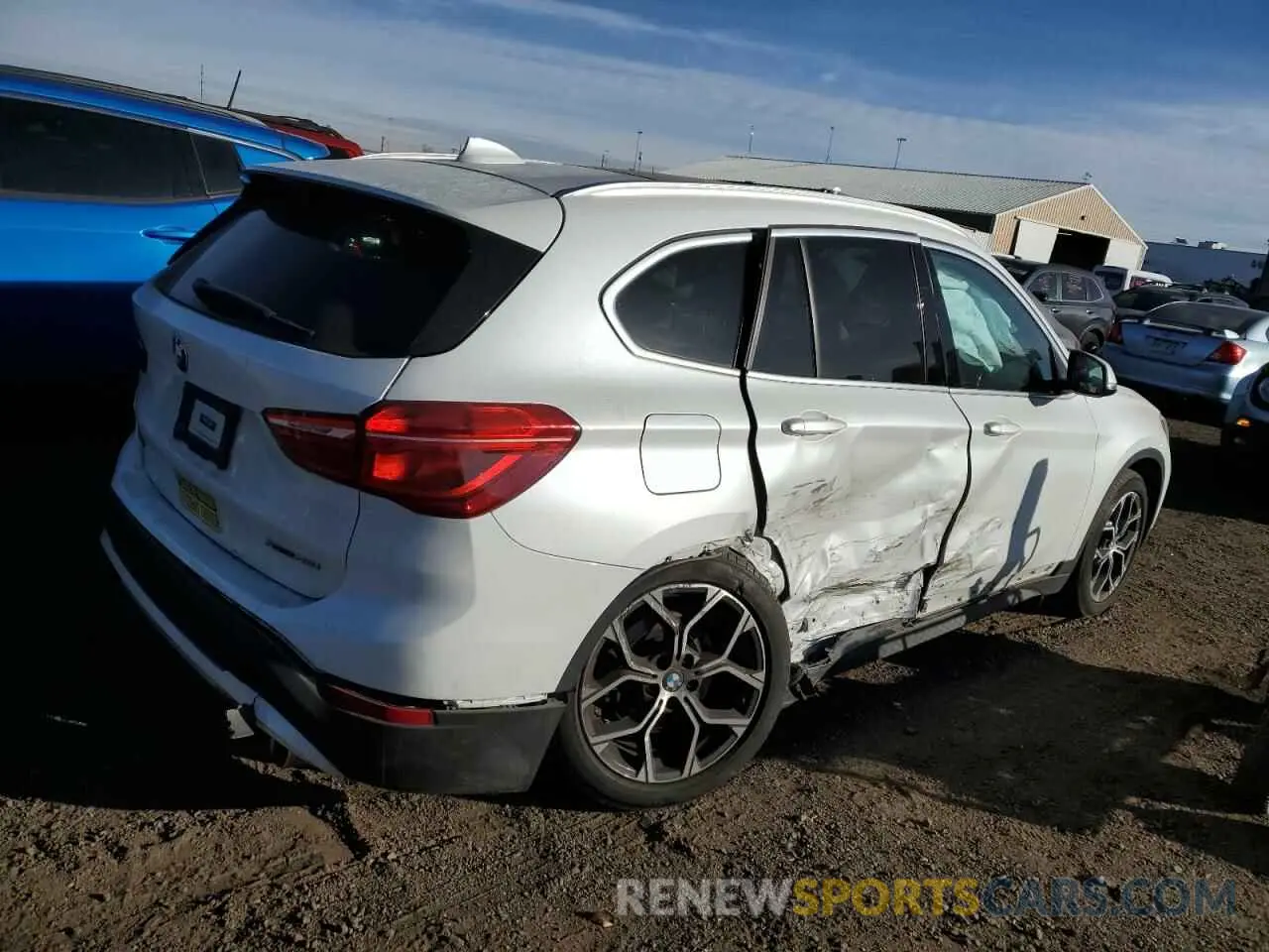 3 Photograph of a damaged car WBXJG9C09L5R78734 BMW X1 2020