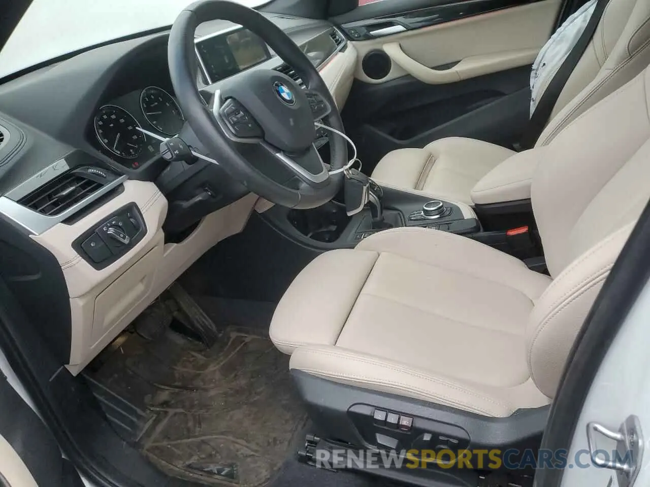 7 Photograph of a damaged car WBXJG9C09L5R78734 BMW X1 2020