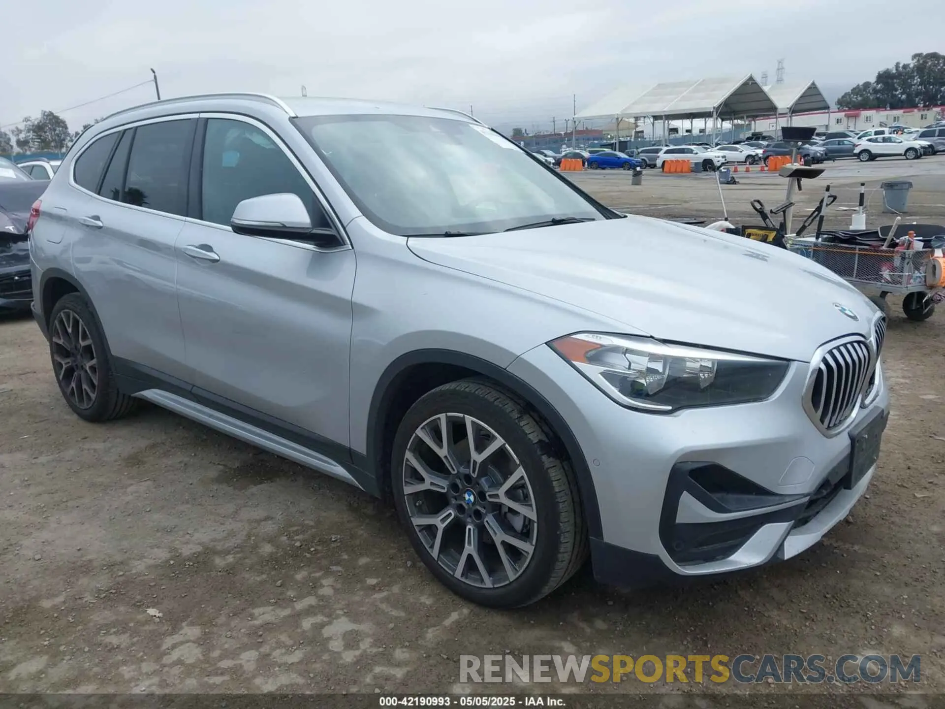 1 Photograph of a damaged car WBXJG7C00M5S58454 BMW X1 2021