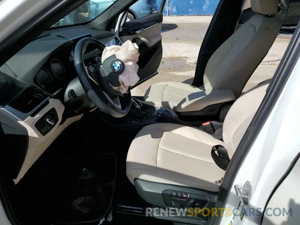 7 Photograph of a damaged car WBXJG7C00M5T23271 BMW X1 2021