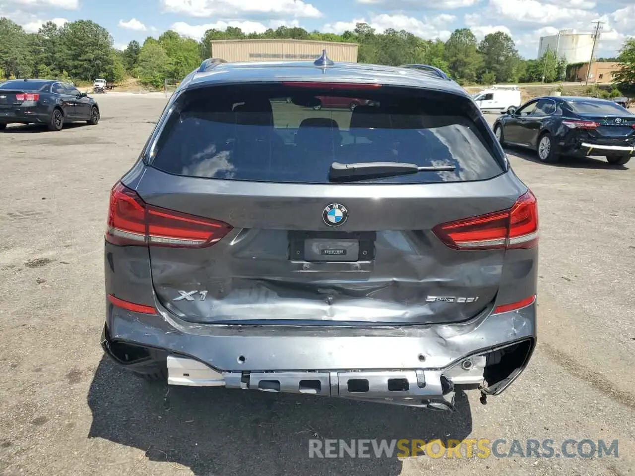 6 Photograph of a damaged car WBXJG7C00M5T64693 BMW X1 2021