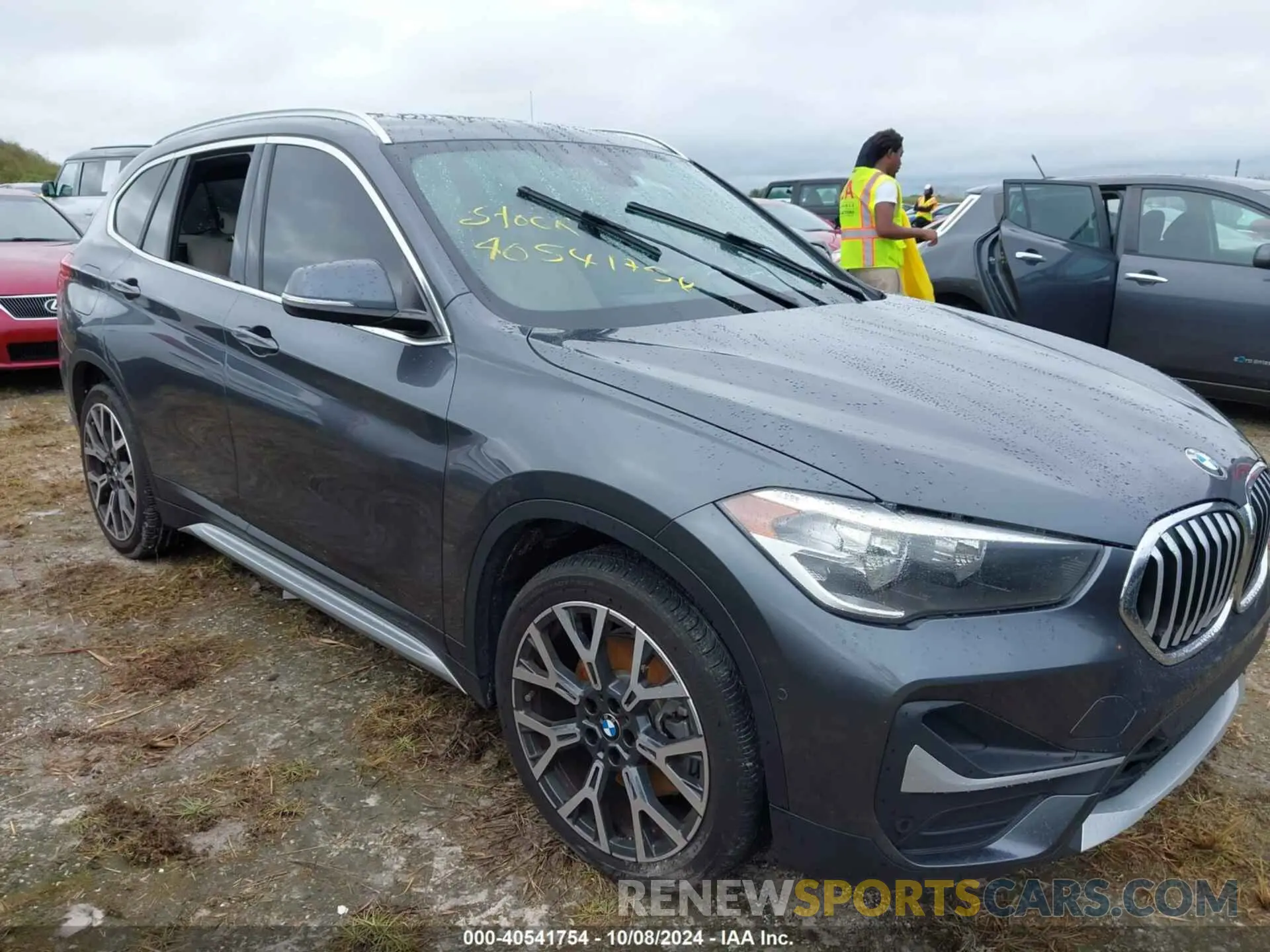 1 Photograph of a damaged car WBXJG7C00M5T74818 BMW X1 2021