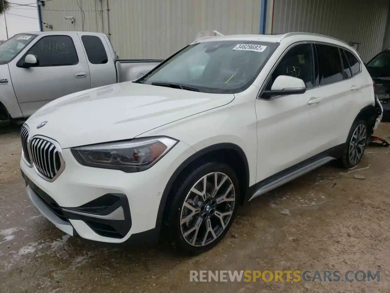 2 Photograph of a damaged car WBXJG7C00M5T77802 BMW X1 2021