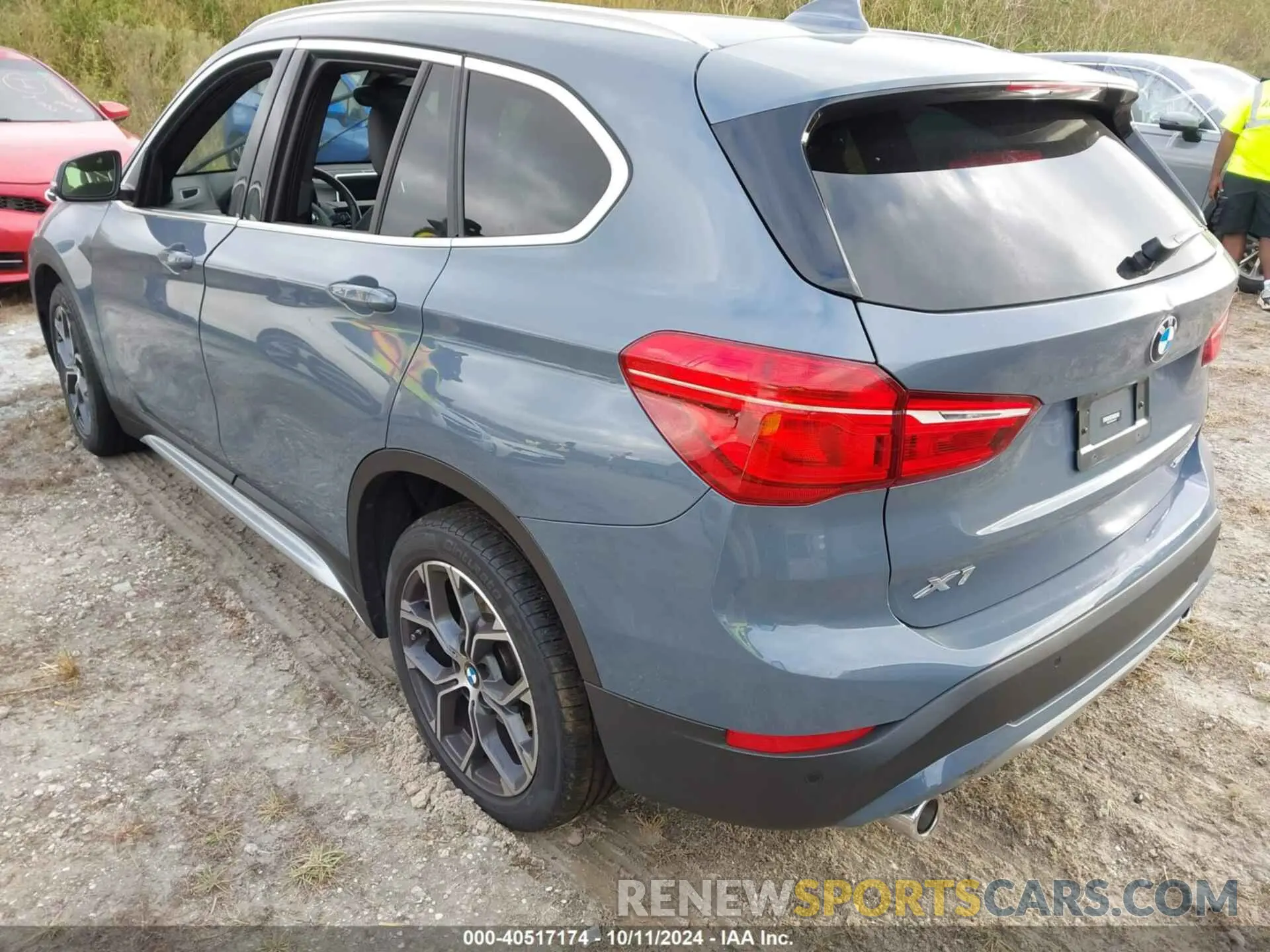 3 Photograph of a damaged car WBXJG7C00M5U33785 BMW X1 2021