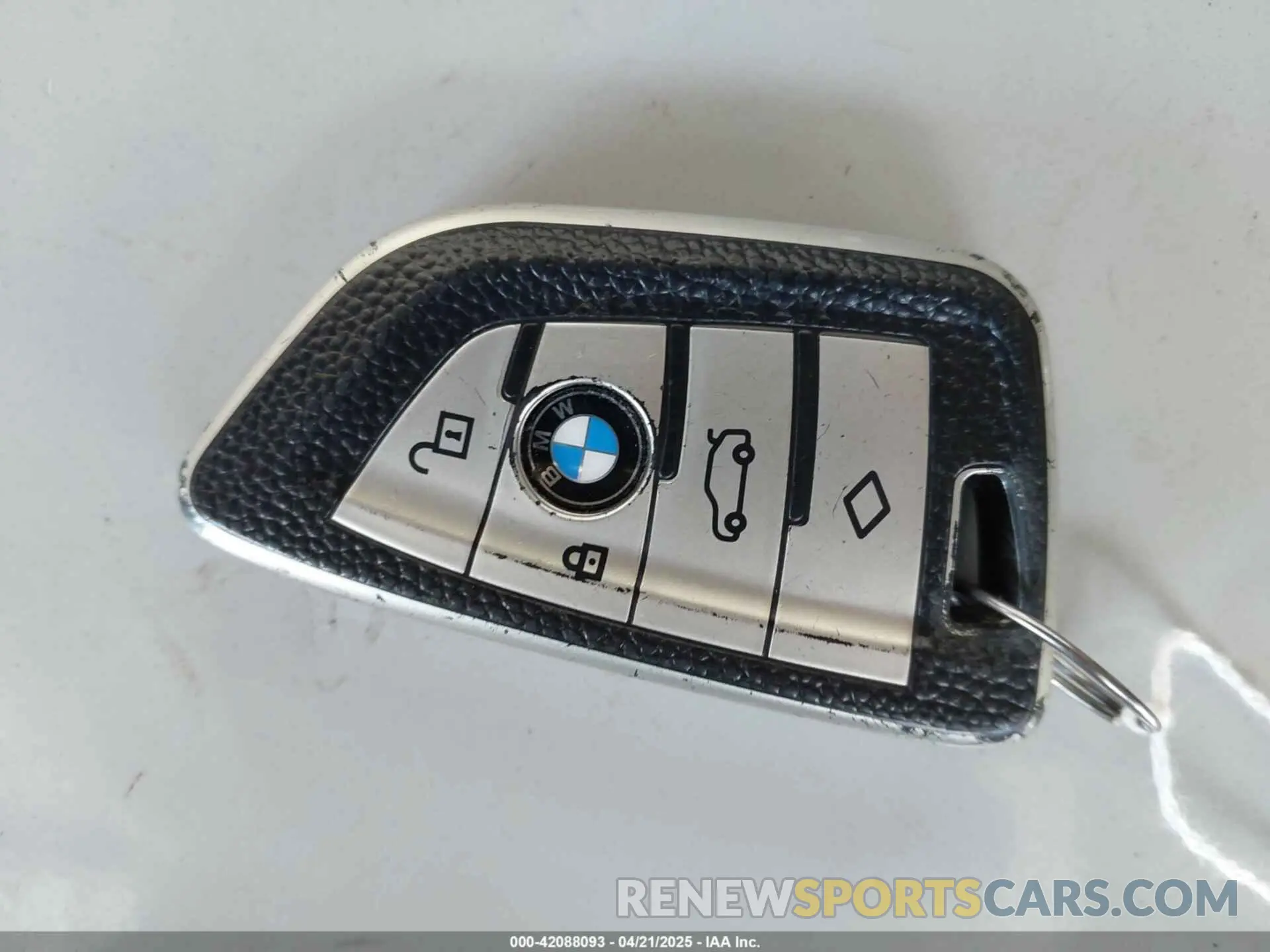 11 Photograph of a damaged car WBXJG7C01M5S66837 BMW X1 2021