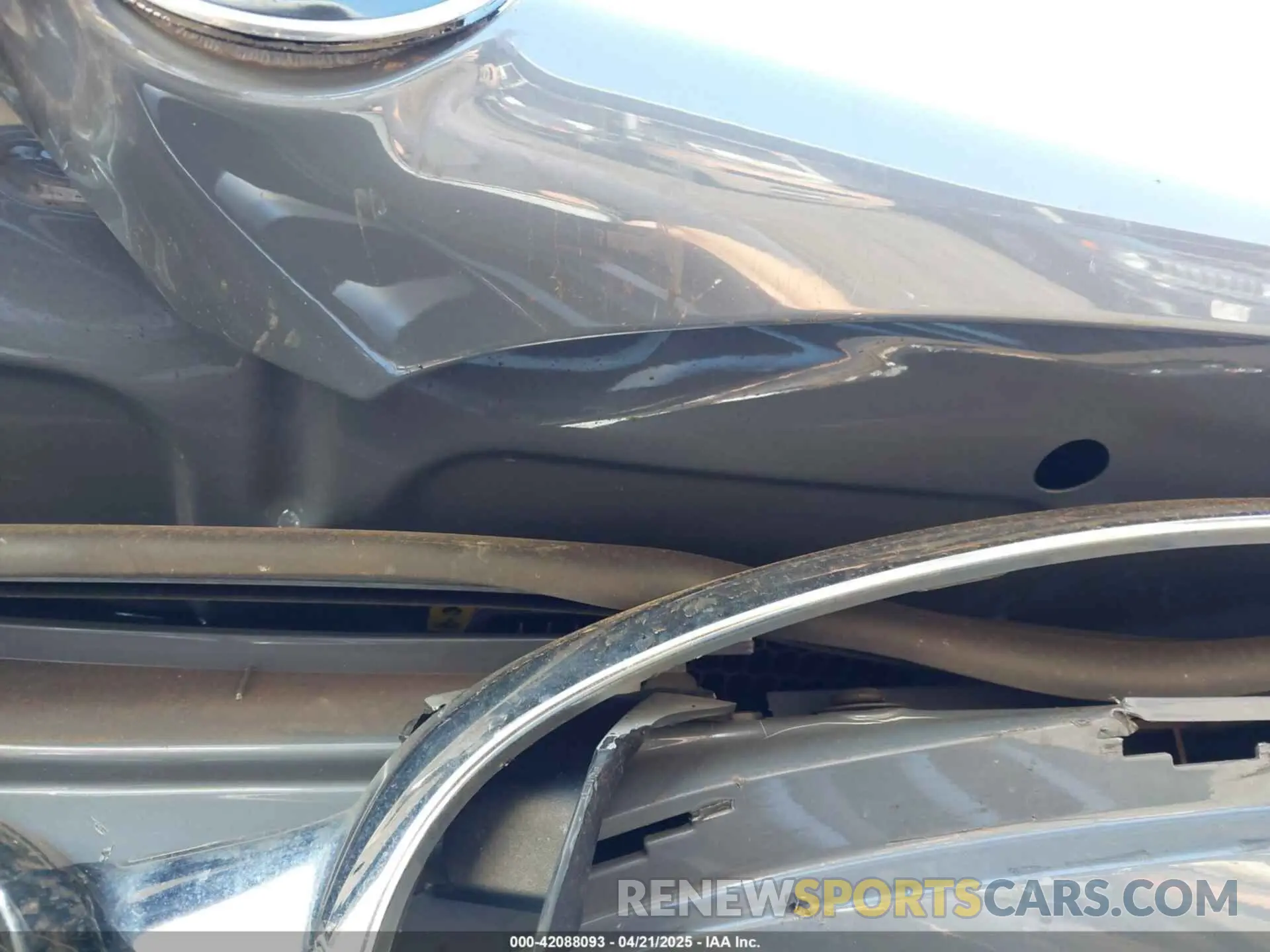 17 Photograph of a damaged car WBXJG7C01M5S66837 BMW X1 2021