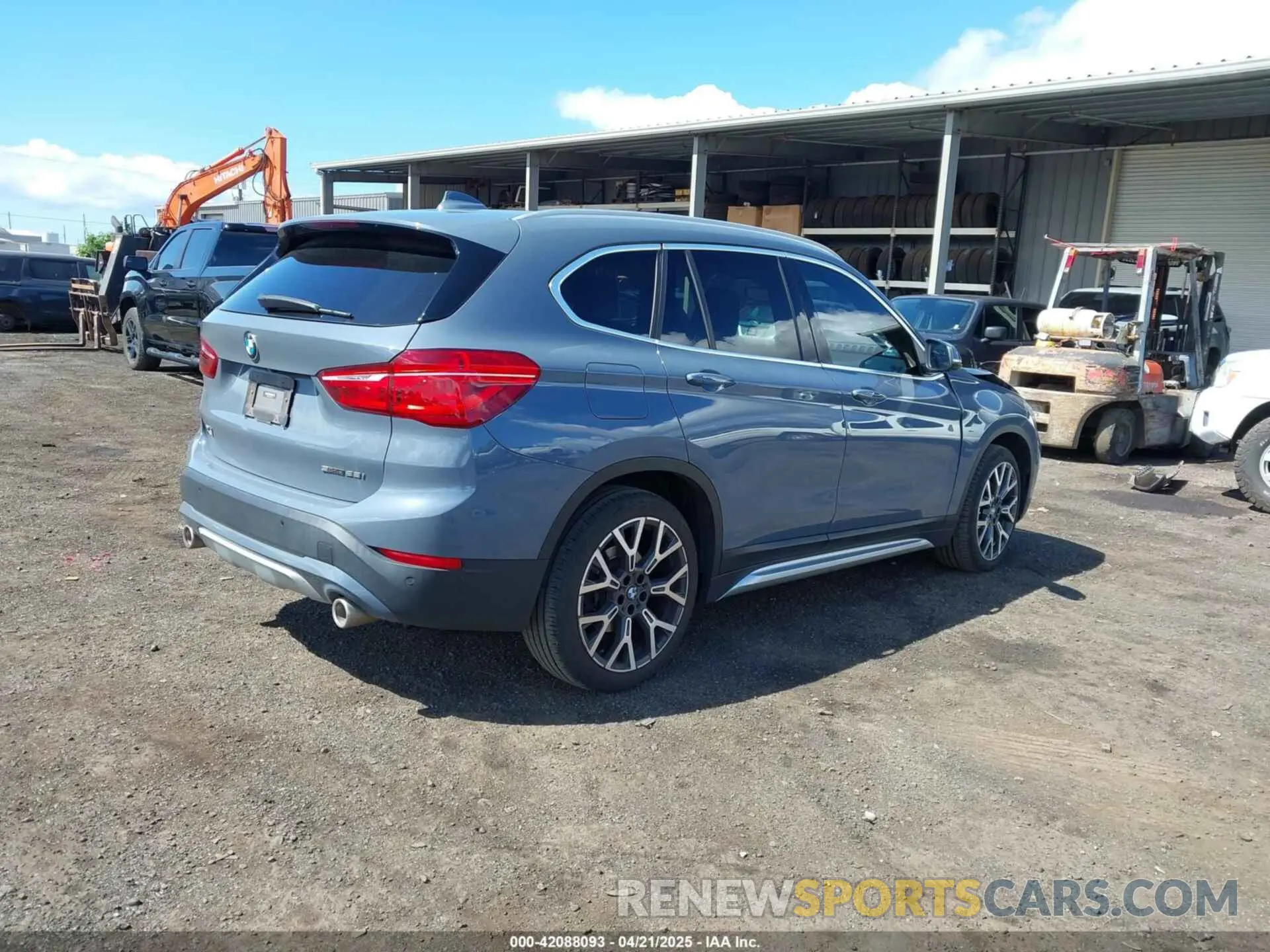 4 Photograph of a damaged car WBXJG7C01M5S66837 BMW X1 2021