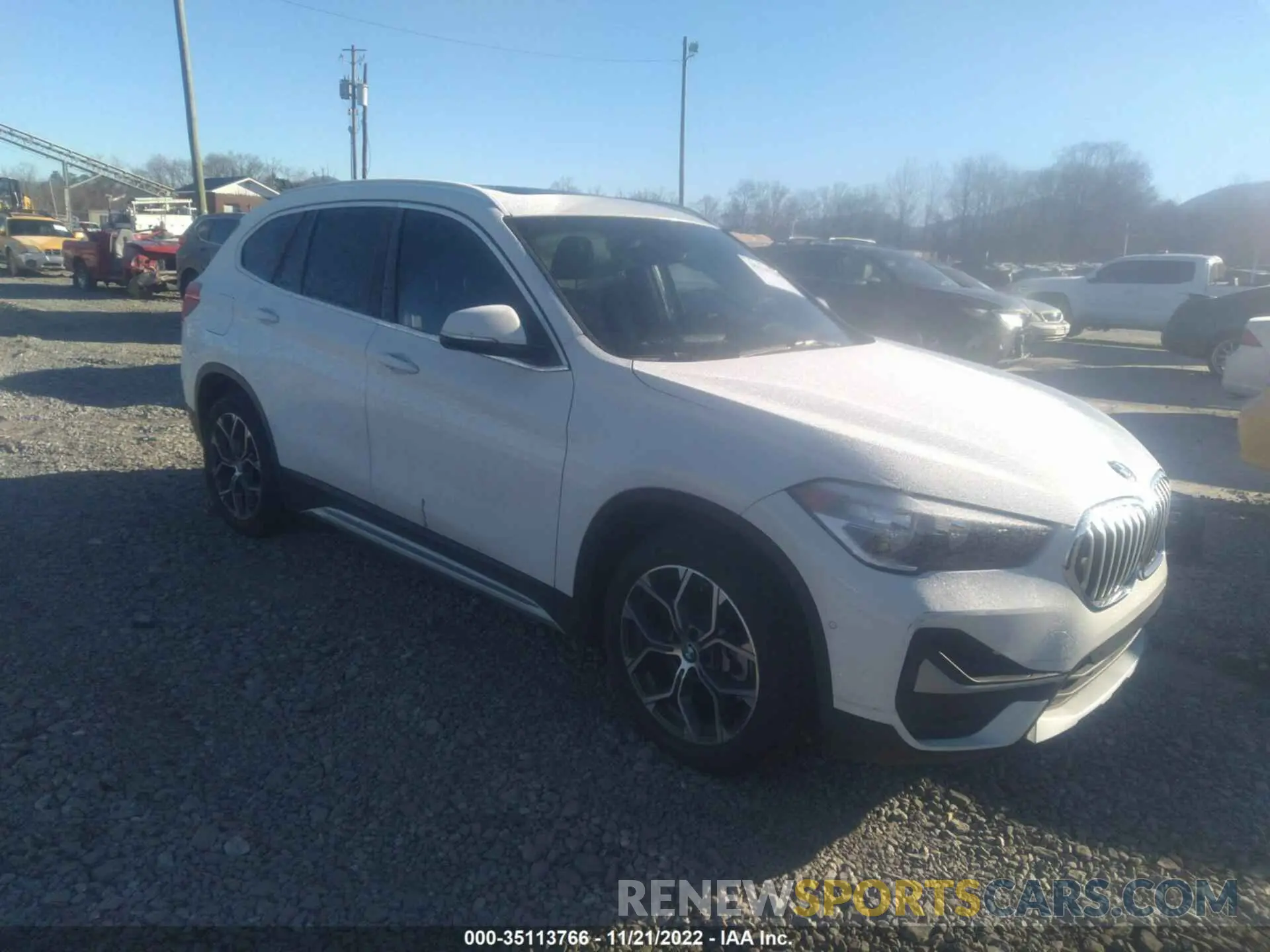 1 Photograph of a damaged car WBXJG7C01M5T52066 BMW X1 2021