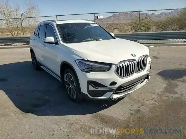 12 Photograph of a damaged car WBXJG7C01M5T72642 BMW X1 2021