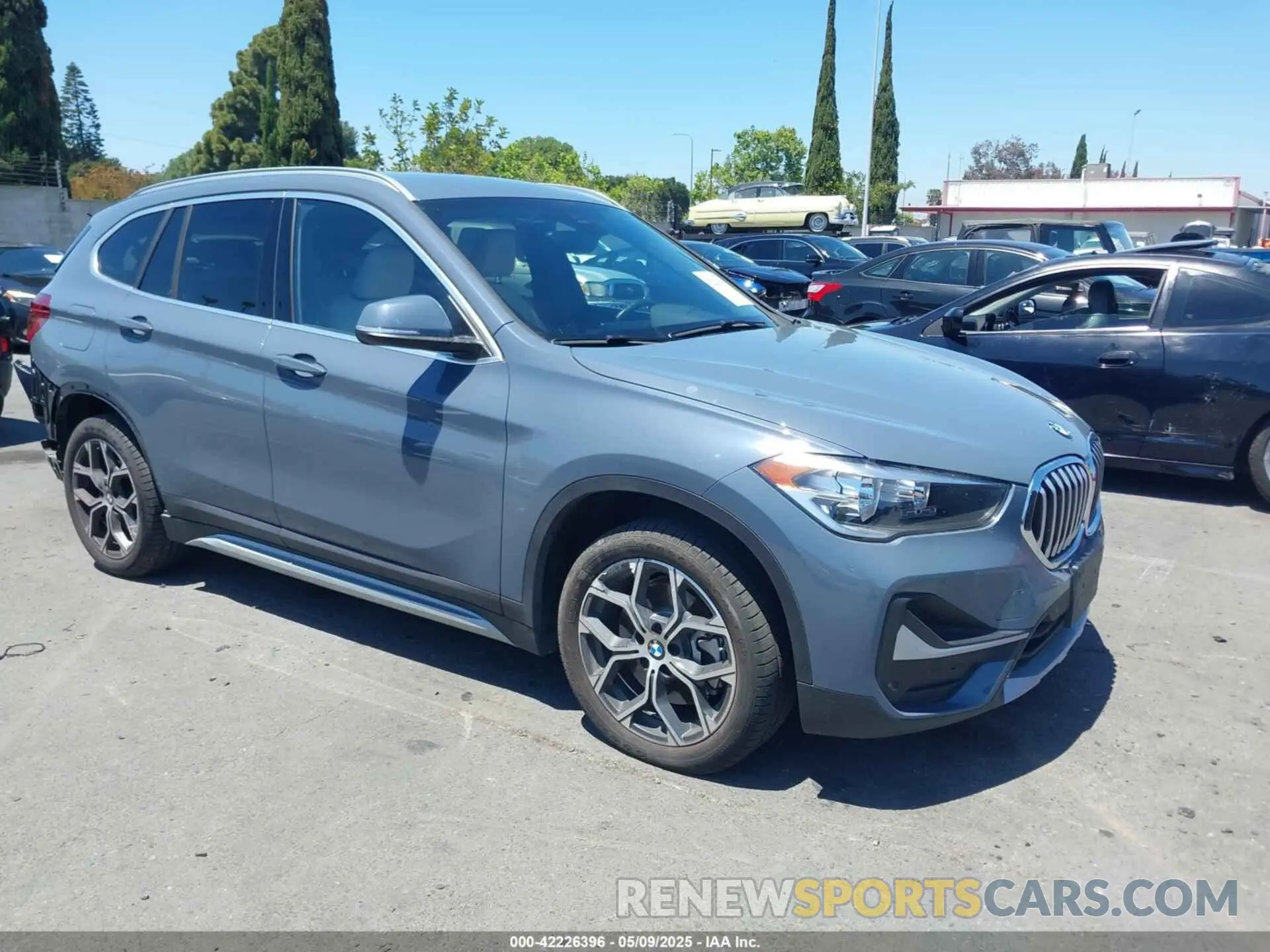 1 Photograph of a damaged car WBXJG7C02M5T37169 BMW X1 2021