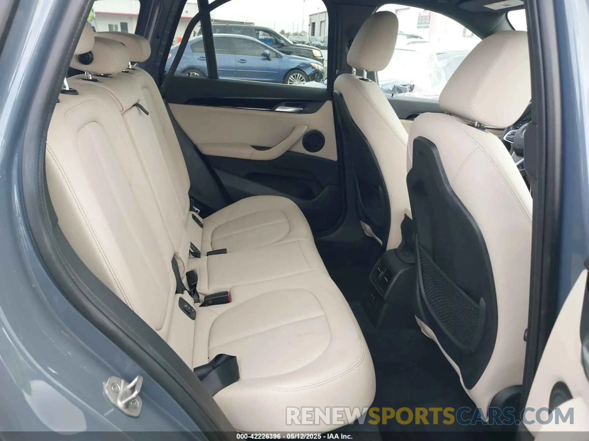 8 Photograph of a damaged car WBXJG7C02M5T37169 BMW X1 2021