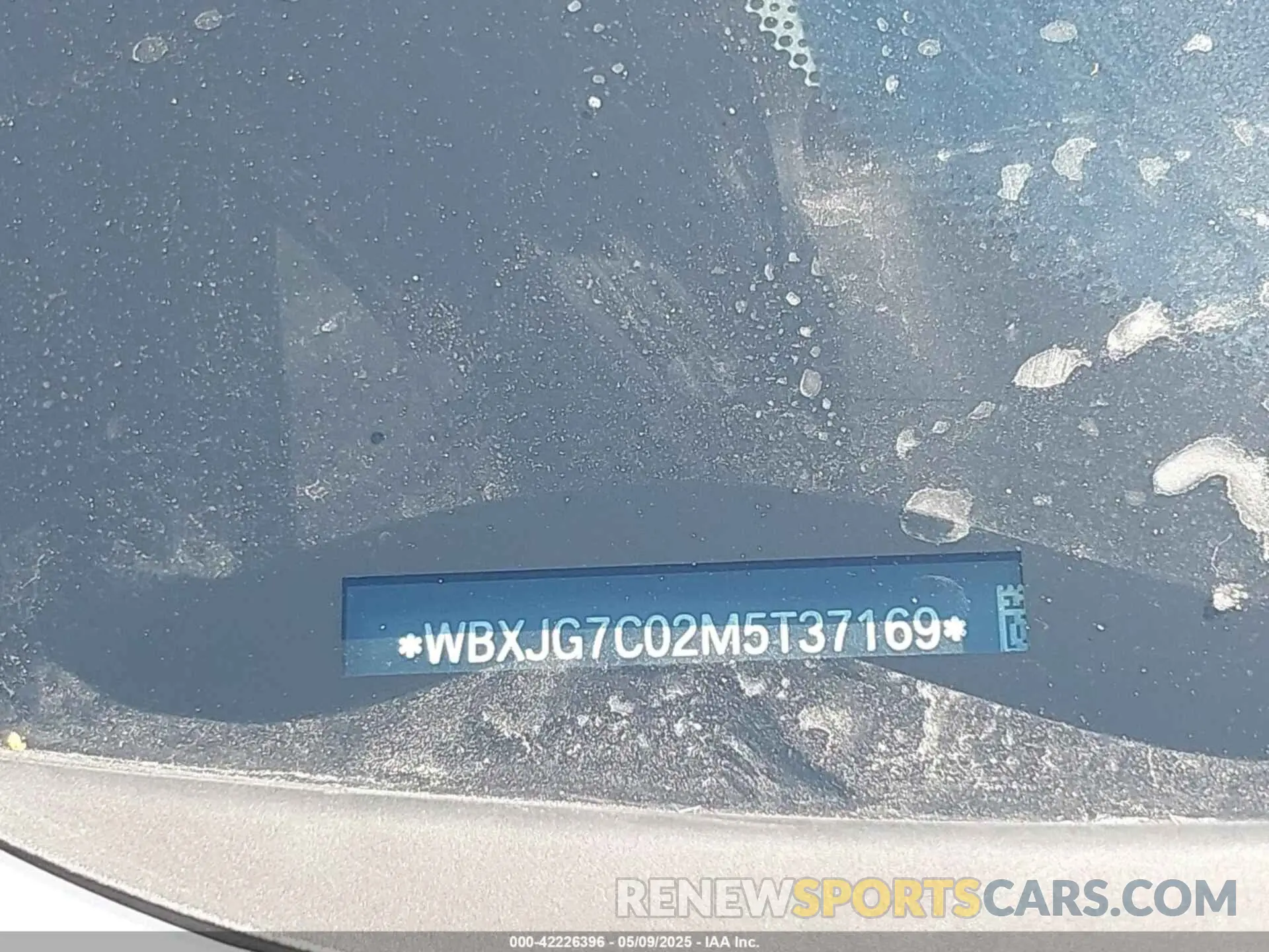 9 Photograph of a damaged car WBXJG7C02M5T37169 BMW X1 2021
