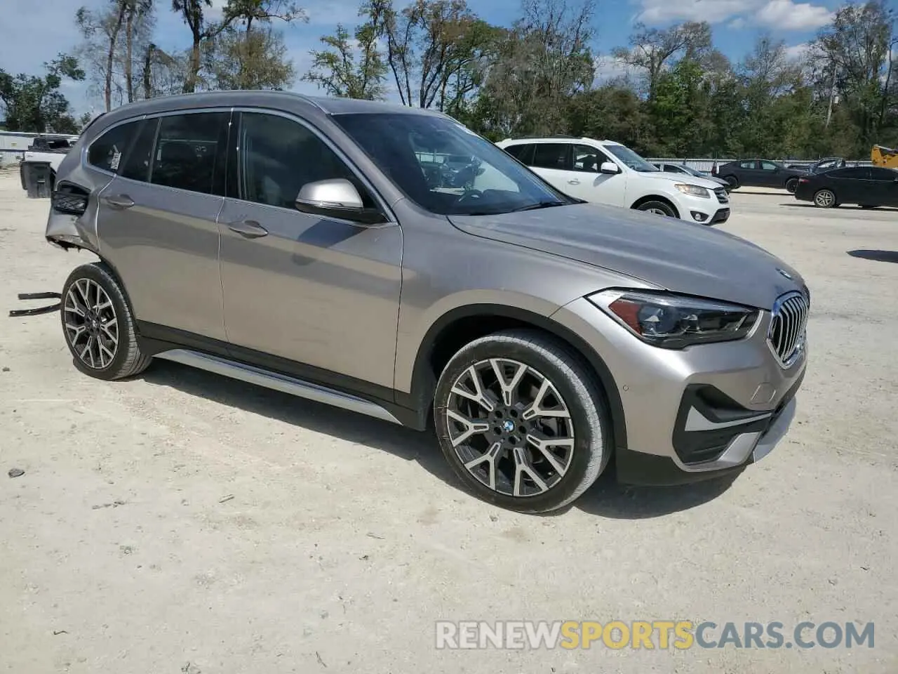 4 Photograph of a damaged car WBXJG7C03M5S73059 BMW X1 2021