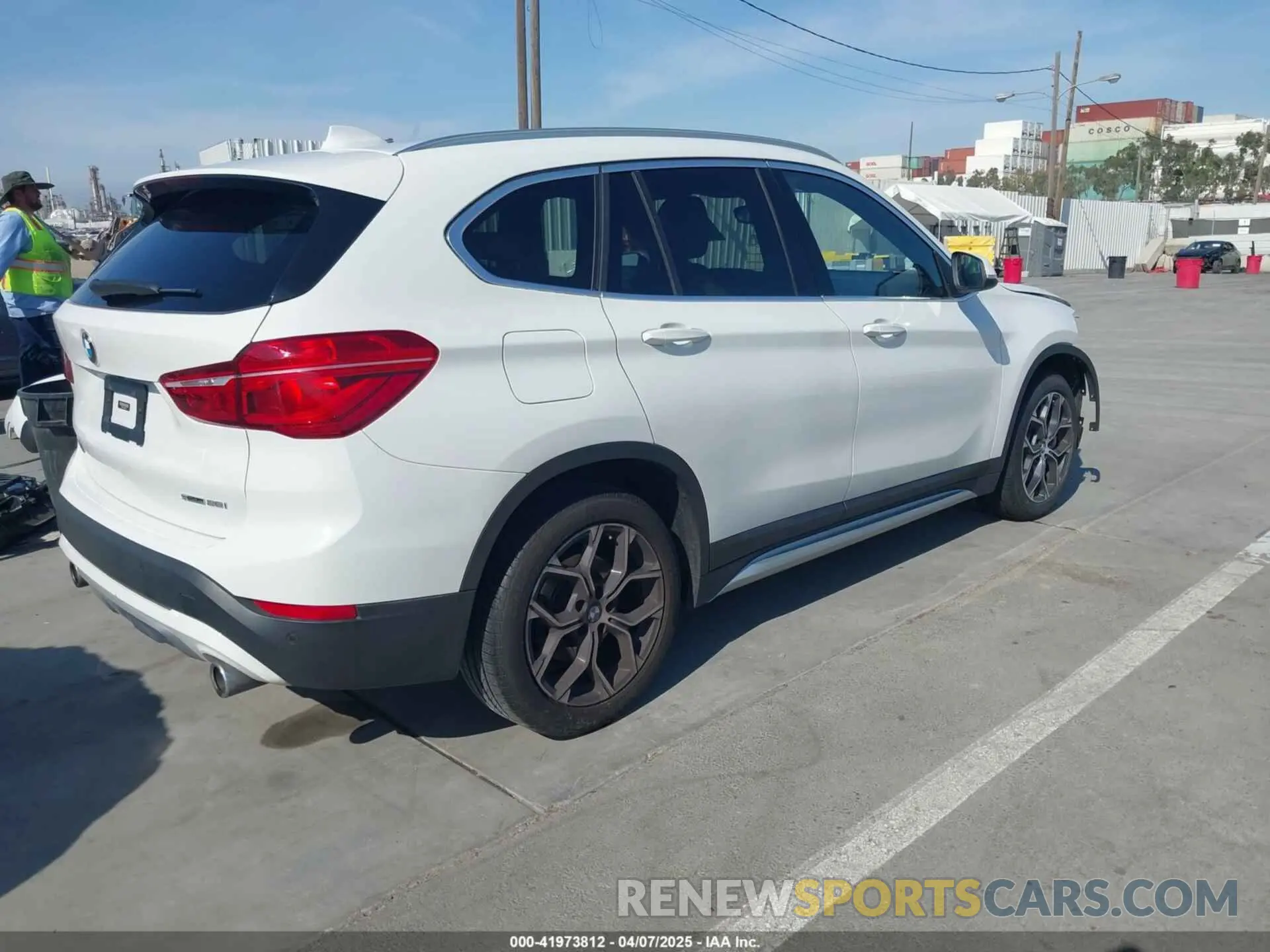 4 Photograph of a damaged car WBXJG7C03M5T37228 BMW X1 2021