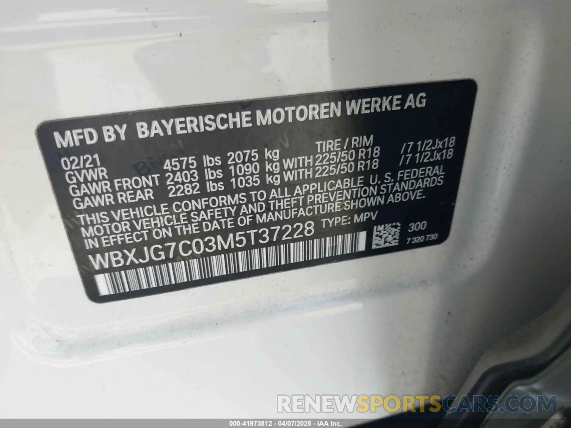 9 Photograph of a damaged car WBXJG7C03M5T37228 BMW X1 2021