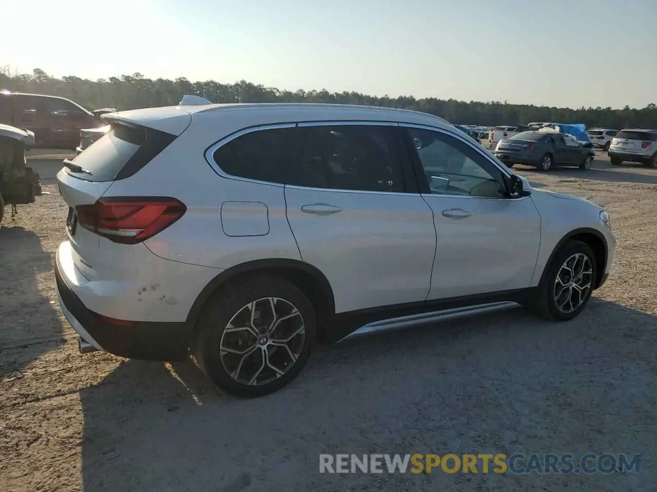 3 Photograph of a damaged car WBXJG7C03M5T44745 BMW X1 2021