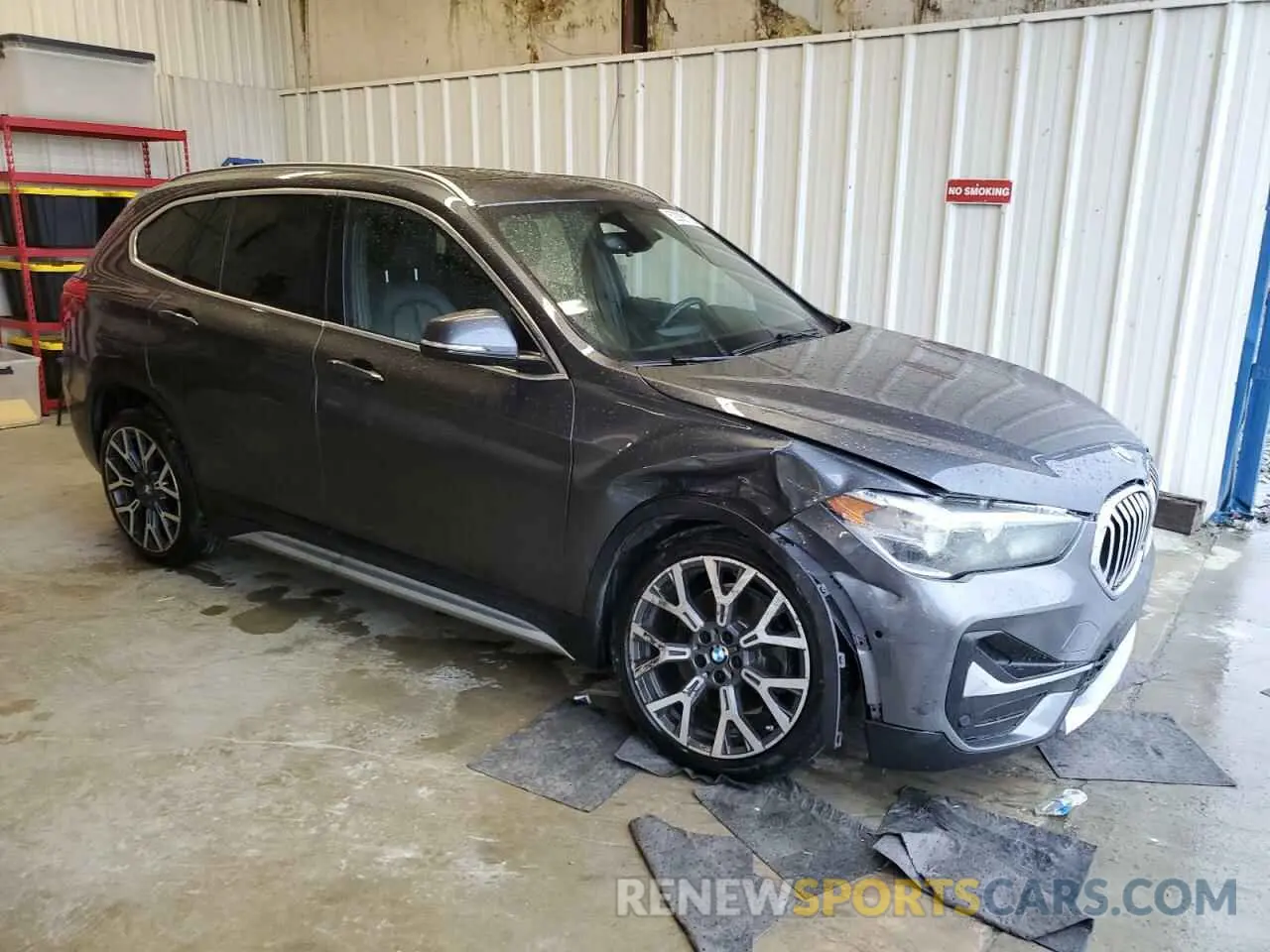 4 Photograph of a damaged car WBXJG7C04M5S68209 BMW X1 2021