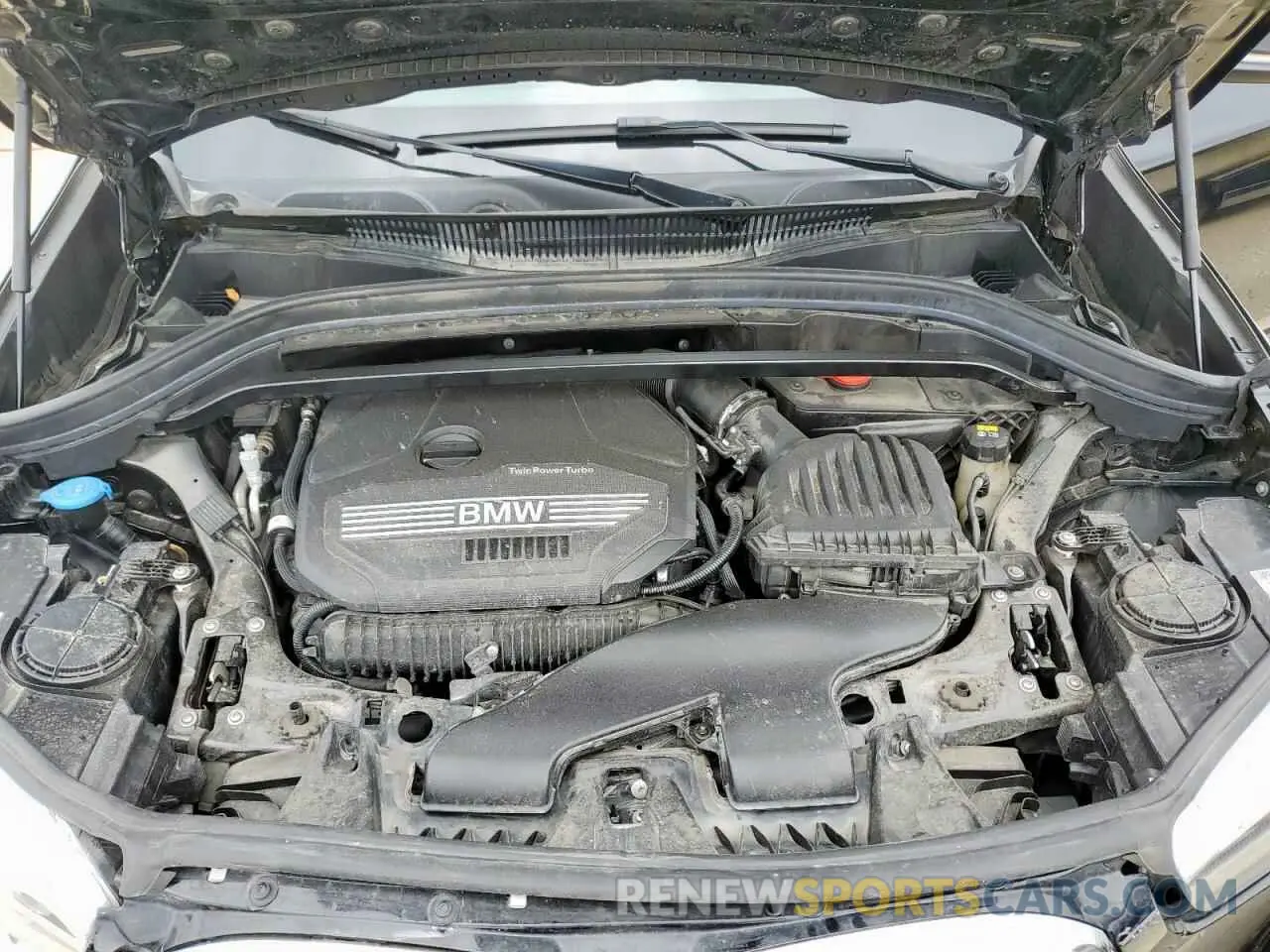 12 Photograph of a damaged car WBXJG7C05M5S35610 BMW X1 2021