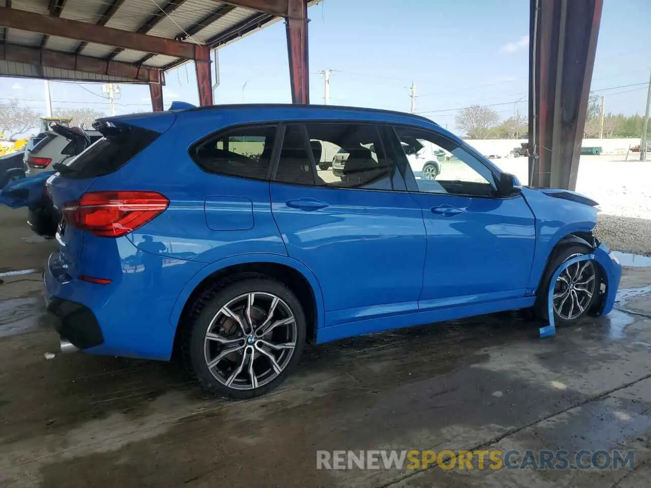 3 Photograph of a damaged car WBXJG7C05M5U02743 BMW X1 2021