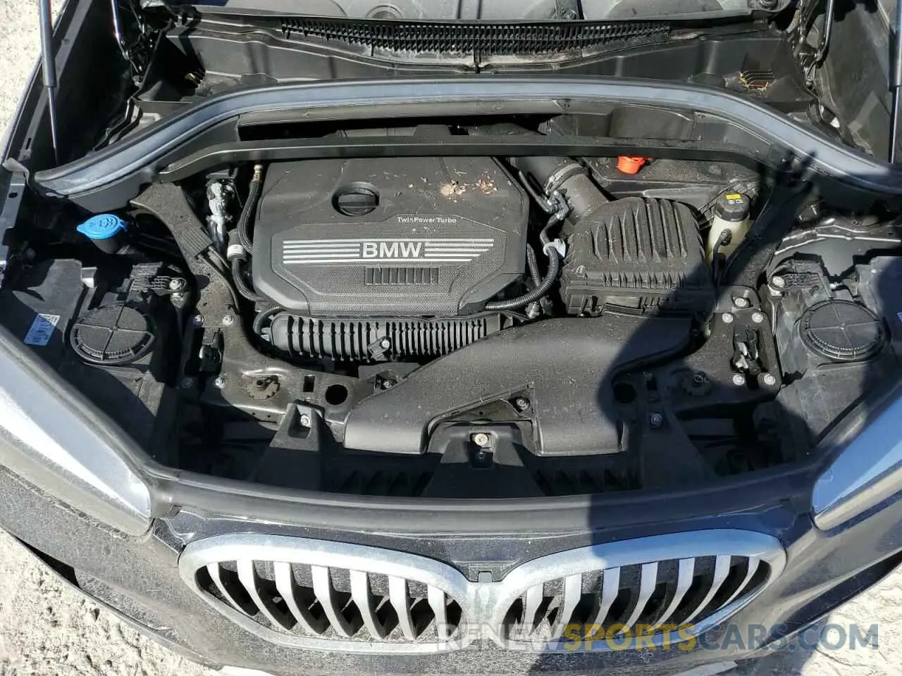 12 Photograph of a damaged car WBXJG7C06M5S52173 BMW X1 2021
