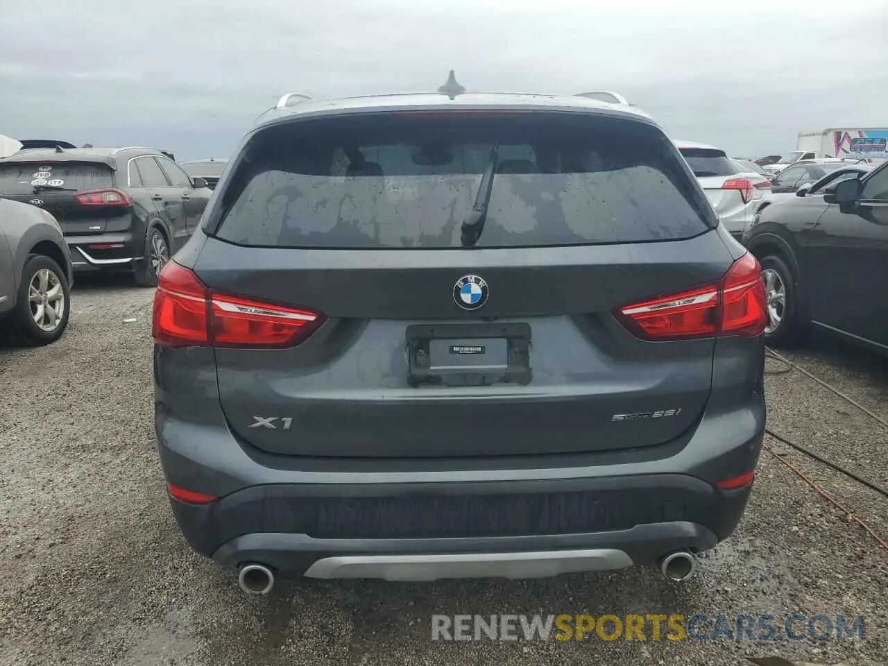 6 Photograph of a damaged car WBXJG7C06M5S52173 BMW X1 2021