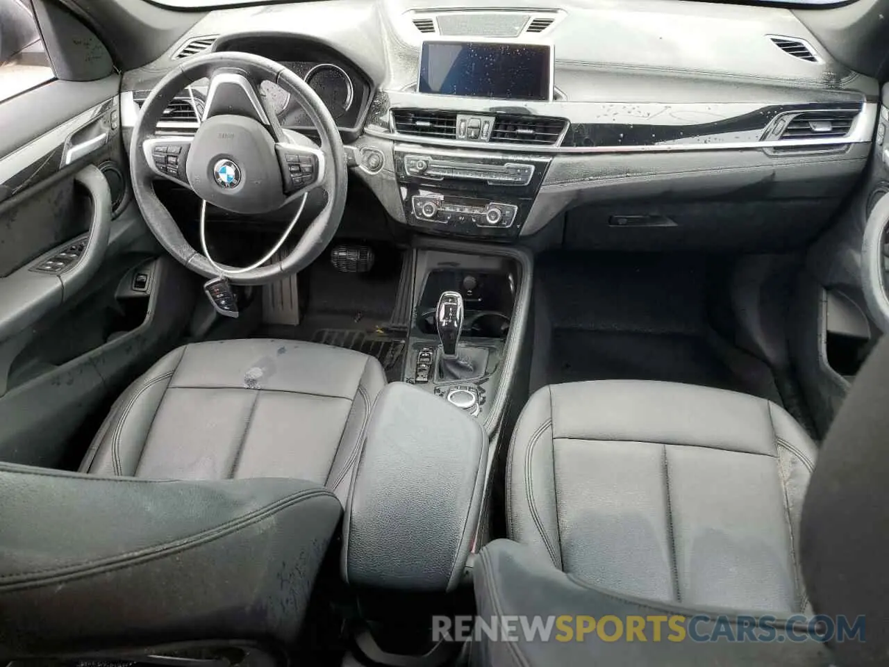 8 Photograph of a damaged car WBXJG7C06M5S52173 BMW X1 2021