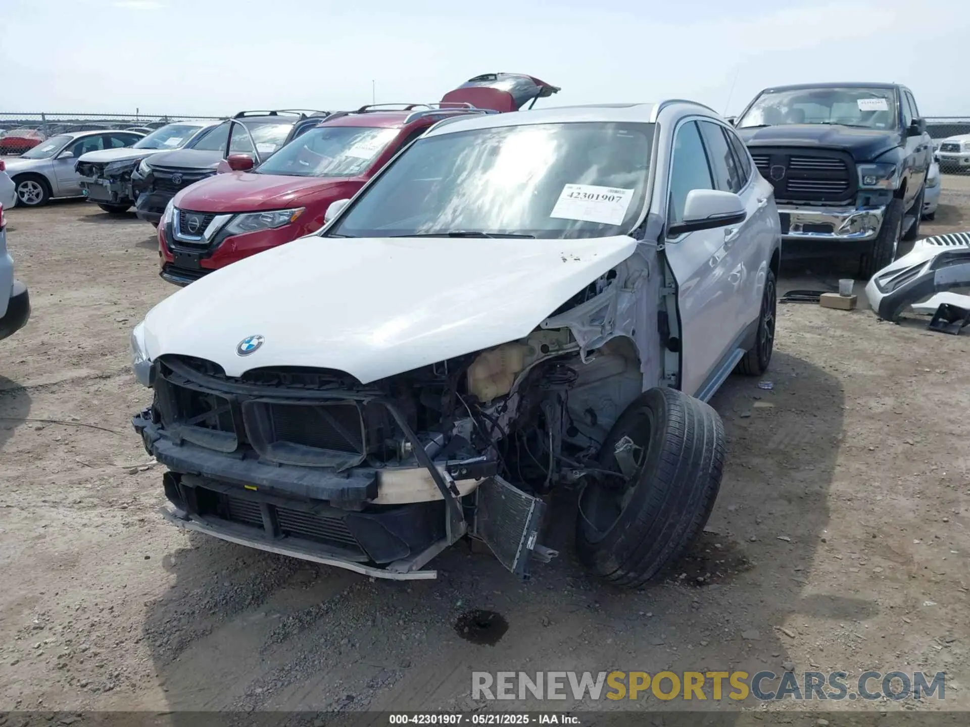 2 Photograph of a damaged car WBXJG7C06M5S95797 BMW X1 2021