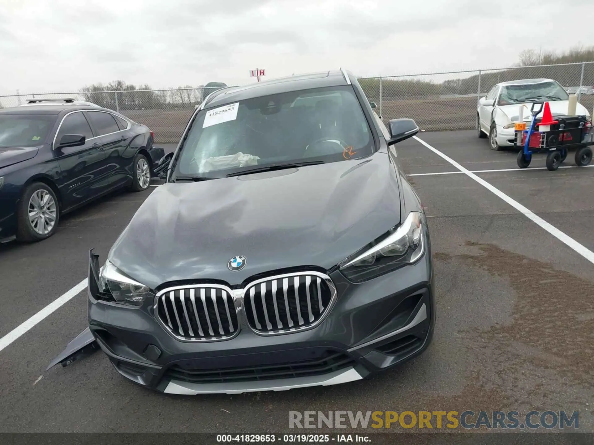 12 Photograph of a damaged car WBXJG7C07M5S08831 BMW X1 2021