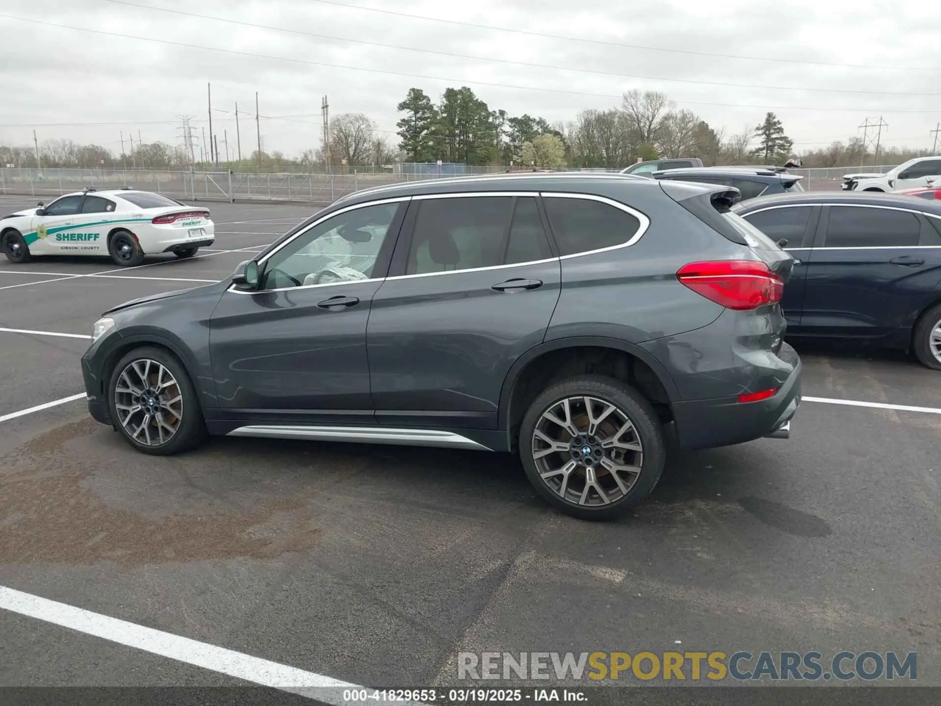 14 Photograph of a damaged car WBXJG7C07M5S08831 BMW X1 2021