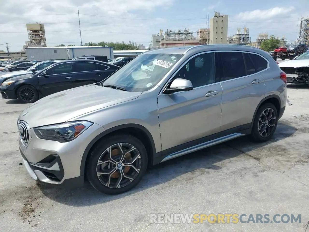 1 Photograph of a damaged car WBXJG7C08M5S33866 BMW X1 2021