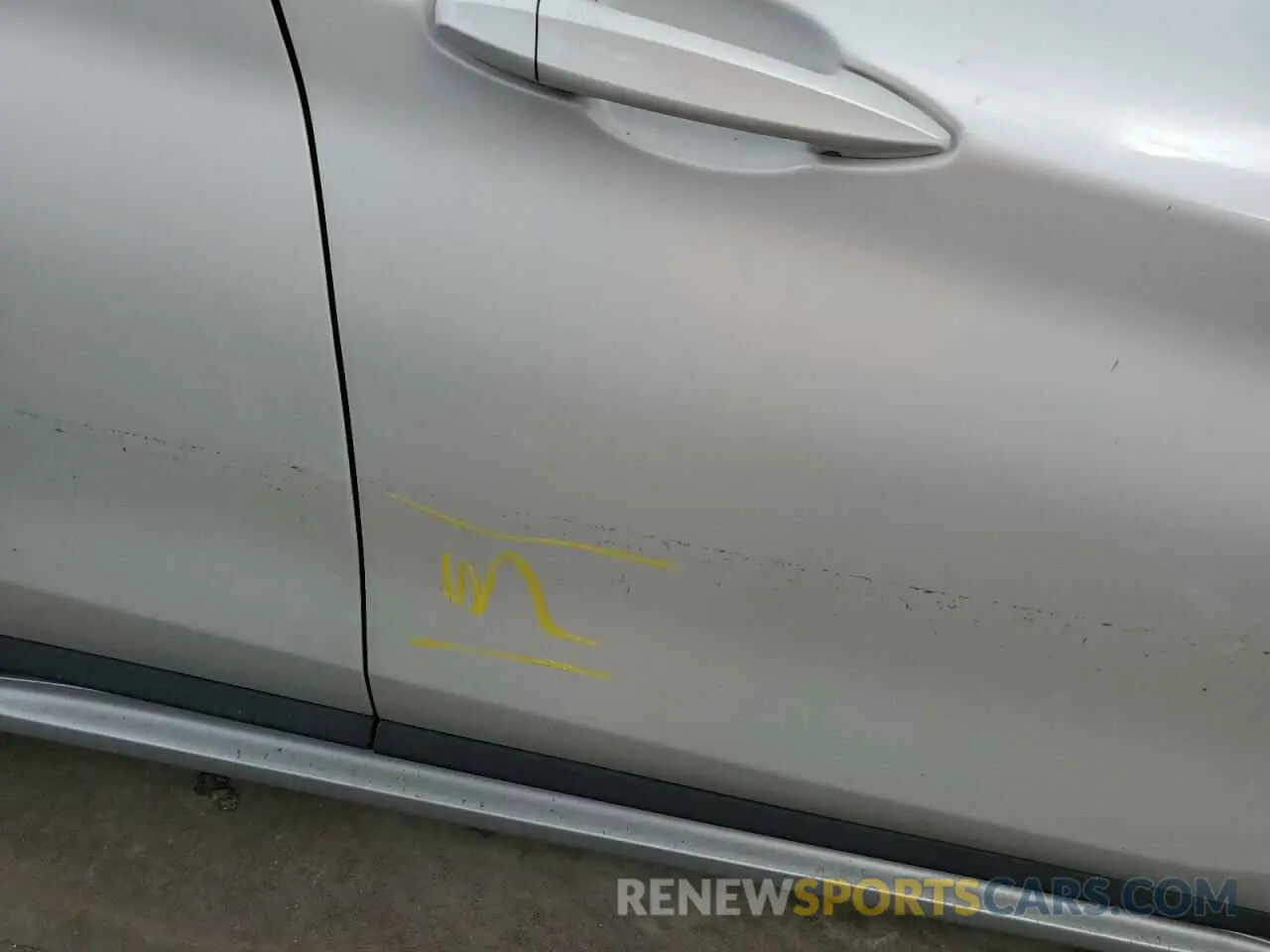 13 Photograph of a damaged car WBXJG7C08M5T05455 BMW X1 2021
