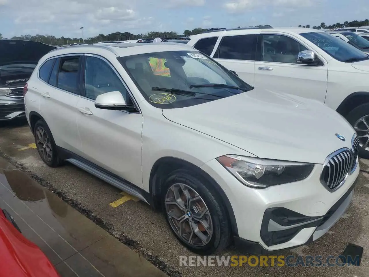 4 Photograph of a damaged car WBXJG7C08M5T05455 BMW X1 2021
