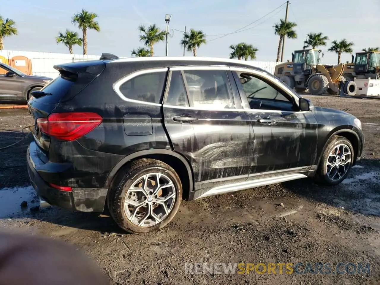3 Photograph of a damaged car WBXJG7C08M5T86974 BMW X1 2021