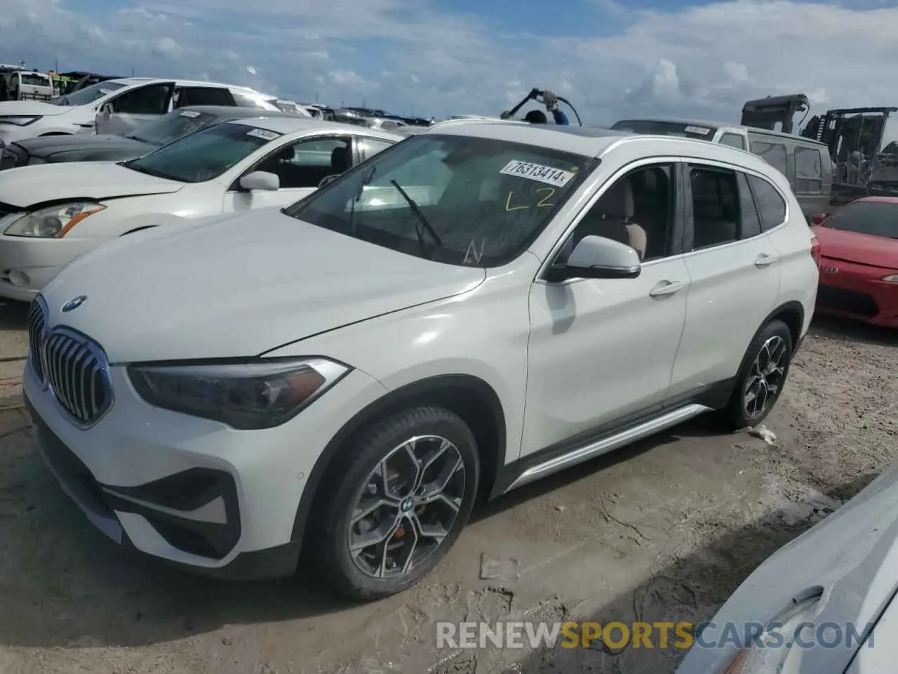 1 Photograph of a damaged car WBXJG7C08M5T90362 BMW X1 2021