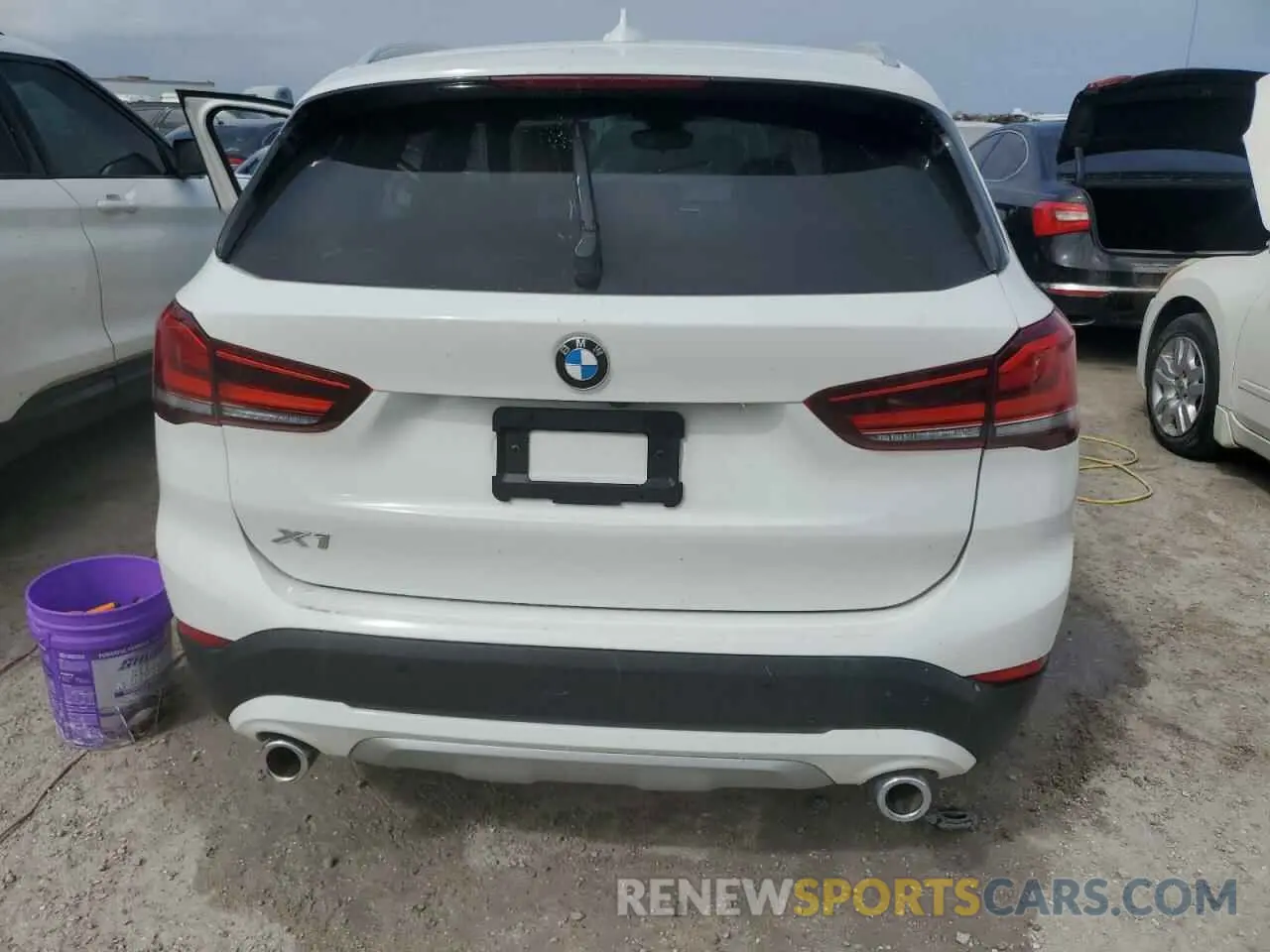 6 Photograph of a damaged car WBXJG7C08M5T90362 BMW X1 2021