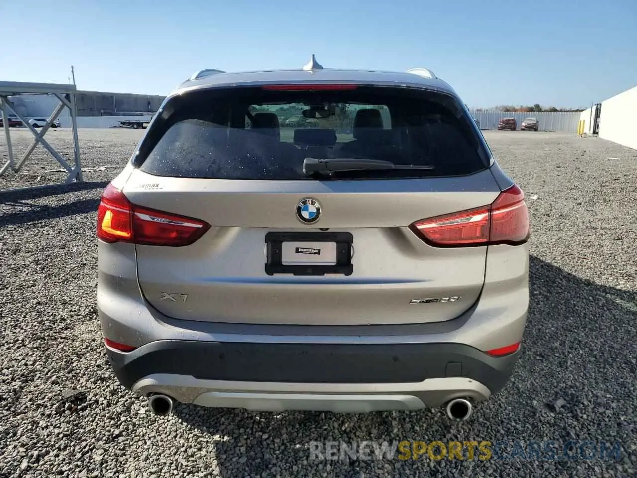 6 Photograph of a damaged car WBXJG7C08M5U27667 BMW X1 2021