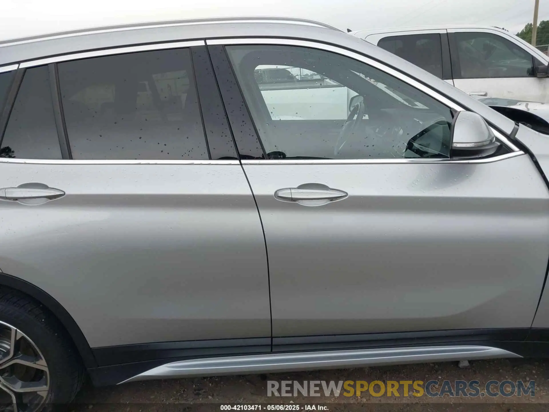 13 Photograph of a damaged car WBXJG7C09M5T44362 BMW X1 2021