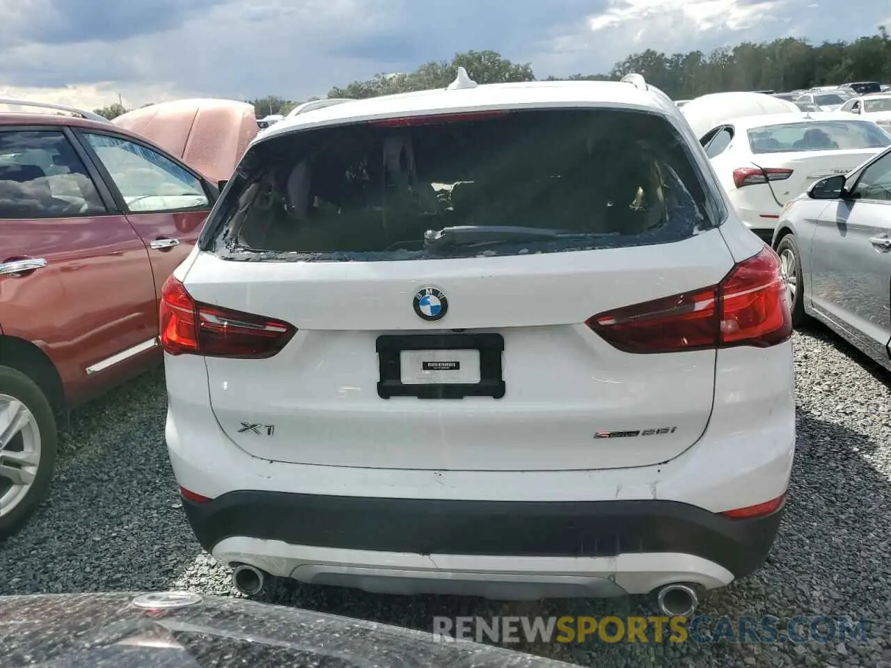 6 Photograph of a damaged car WBXJG7C0XM5U34877 BMW X1 2021