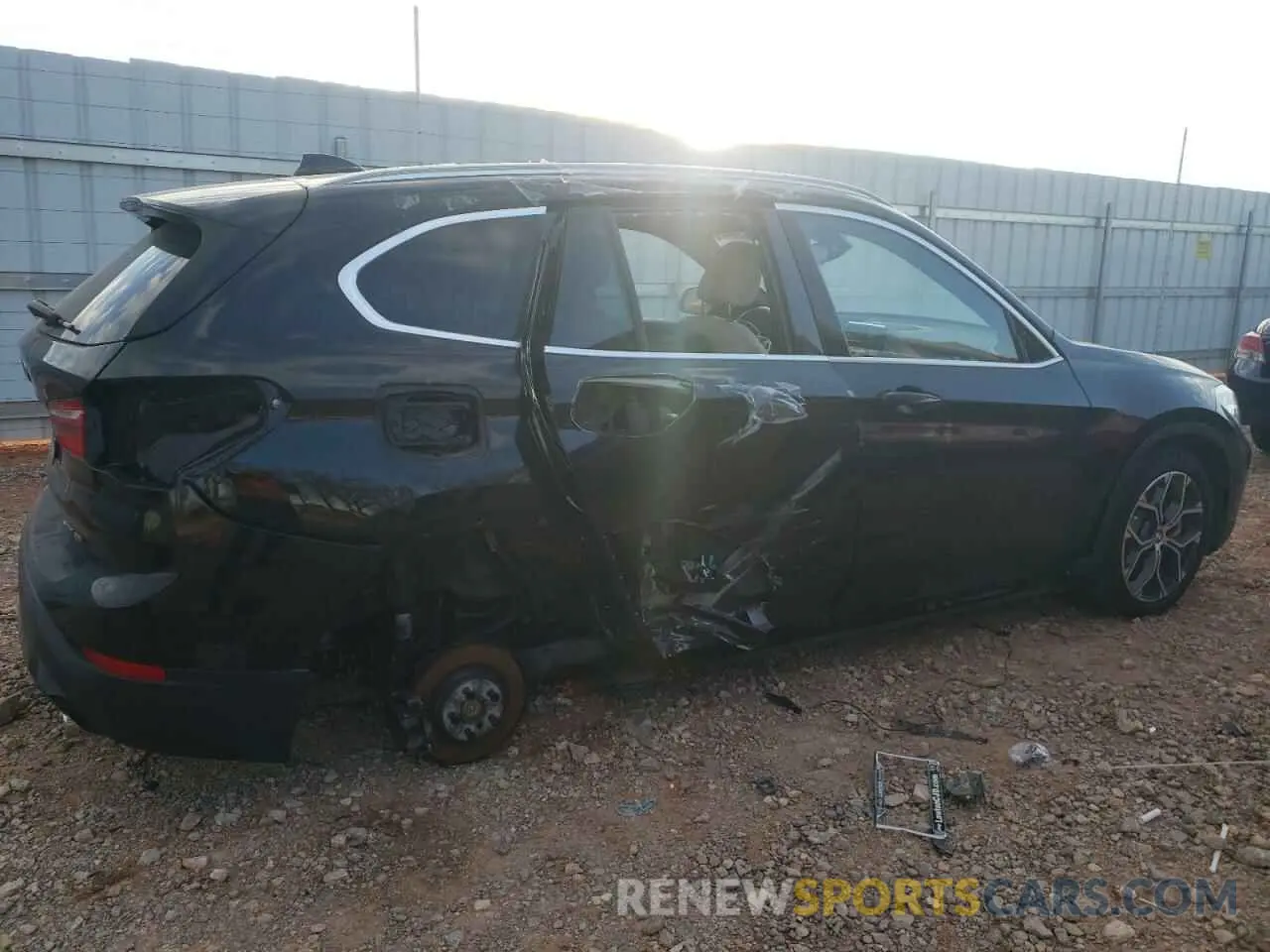 3 Photograph of a damaged car WBXJG9C00M3M80063 BMW X1 2021